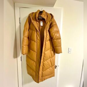 NWT Abercrombie Maxi Puffer Coat - size L